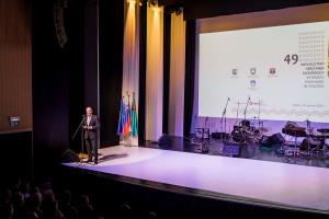 49. srečanje z zamejci_Pozdrav gostiteljev, Uroš Brežan (2)-1800